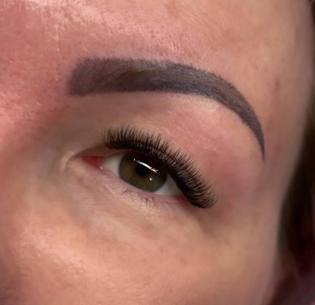 Hybrid Lash Extensions Barossa Valley - Lash & Beauty Studio by Anneca